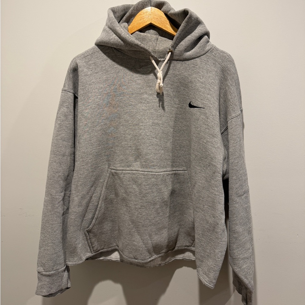 Nike Vintage Heather Lightly Distressed Gray Hoodie Size Medium (Fits Like L)